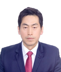 associate_pic