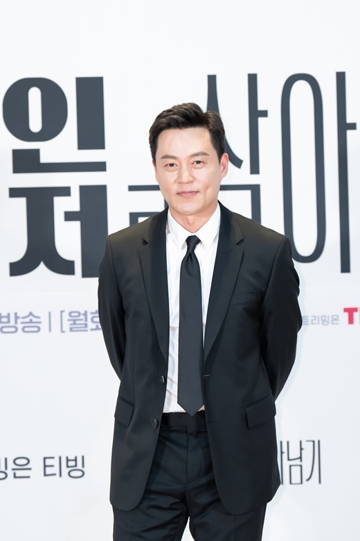 이서진, 이승기·윤여정 이어 후크엔터 떠난다…13년 만에