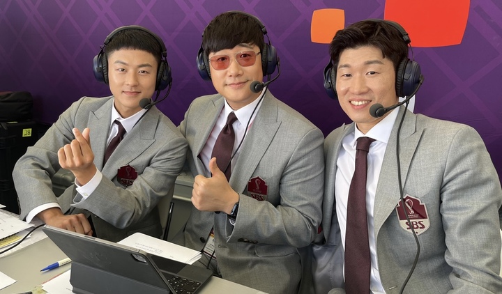 왼쪽부터 이승우, 배성재, 박지성.