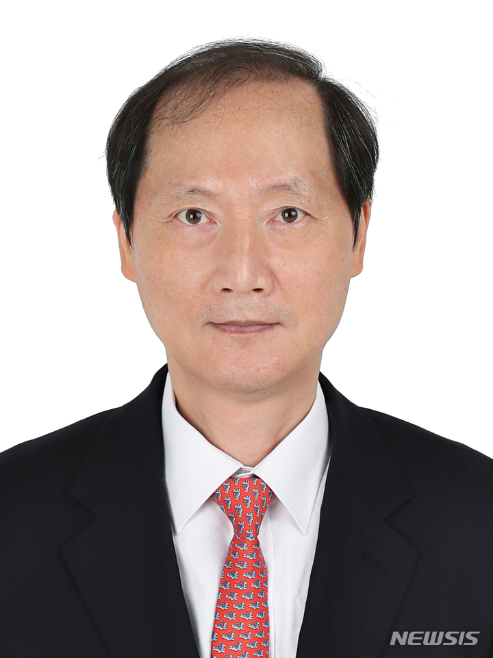 associate_pic