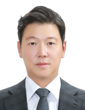 associate_pic