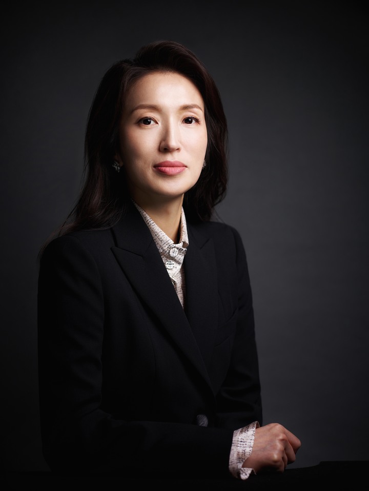 associate_pic
