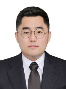 associate_pic