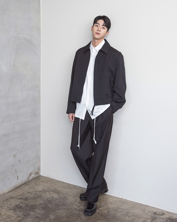 associate_pic