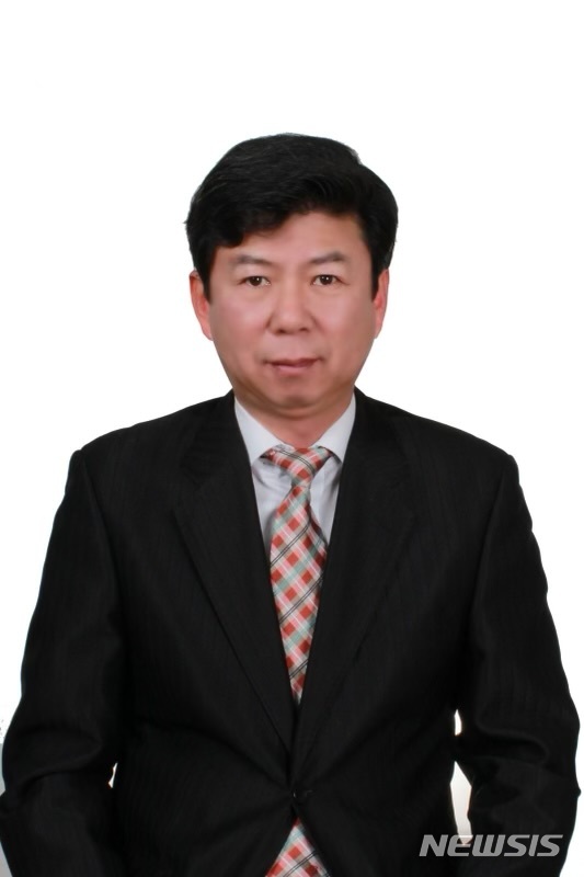 associate_pic