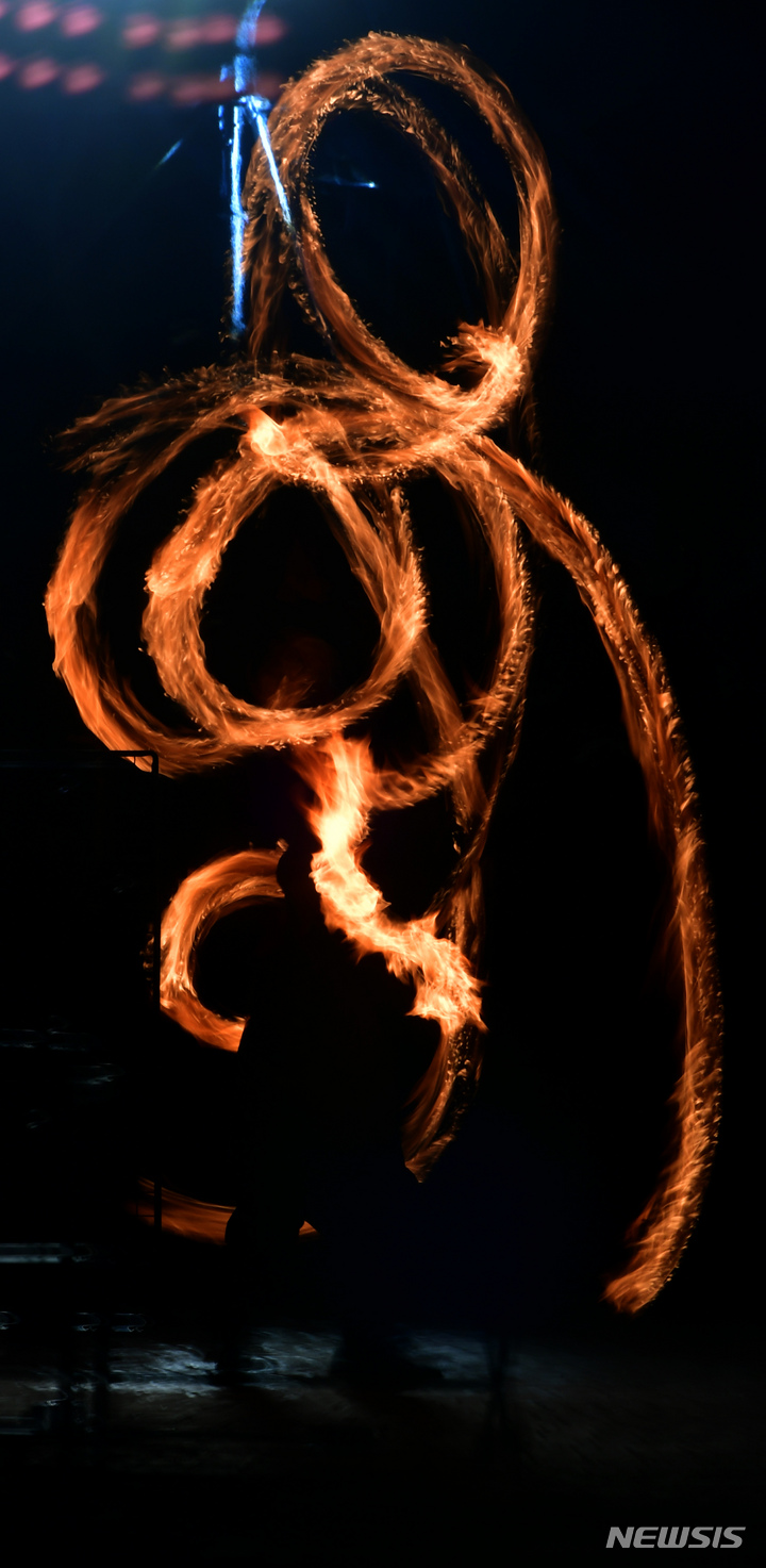 associate_pic