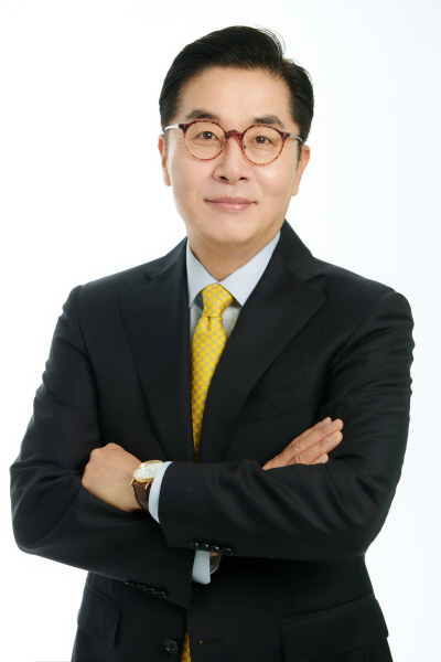 associate_pic