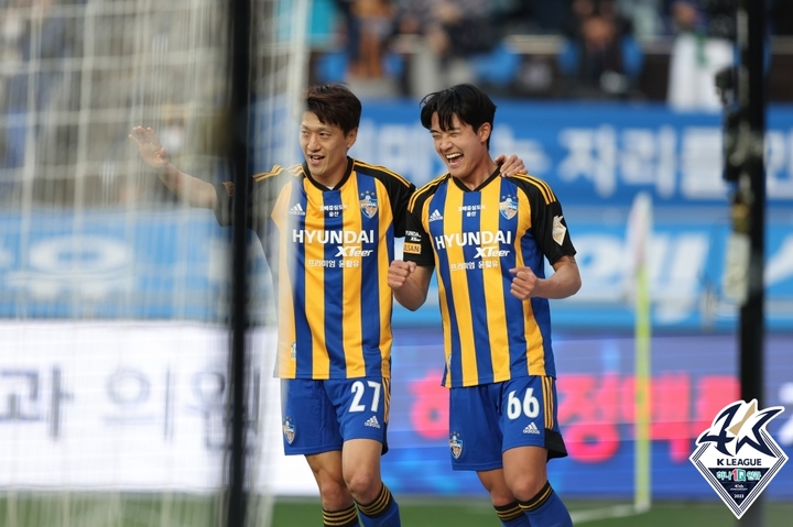 [서울=뉴시스]울산 현대 설영우. (사진=프로축구연맹 제공)