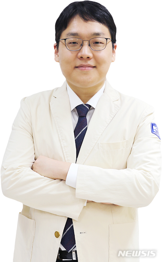 associate_pic