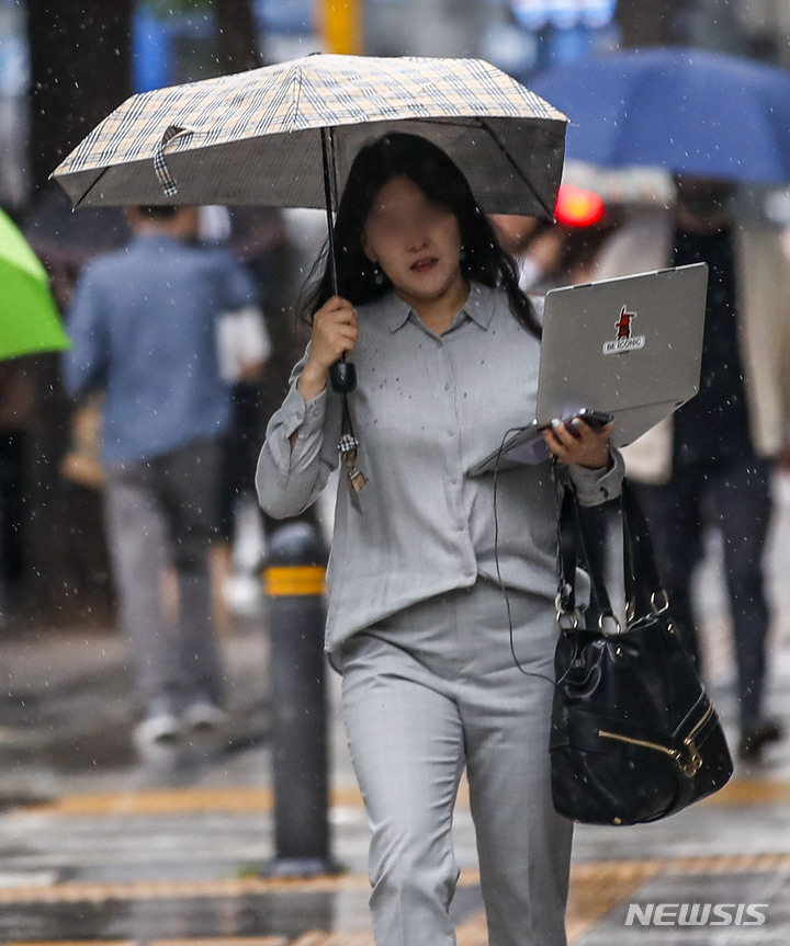 충북 오후부터 흐리고 5㎜ 안팎 빗방울…낮 최고 28도