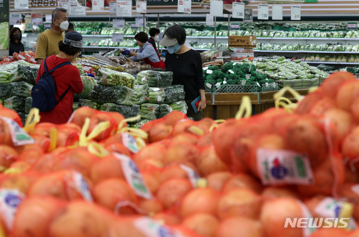 충북, 5월 소비자물가 3.4% ↑…석유류가격 하락에 20개월 만 최저치