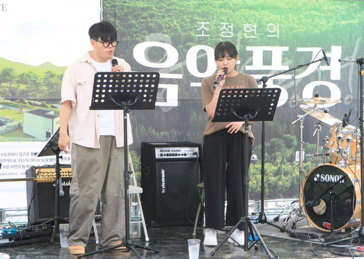 '박영준'과 '강건' 서울예대 재학생. *재판매 및 DB 금지