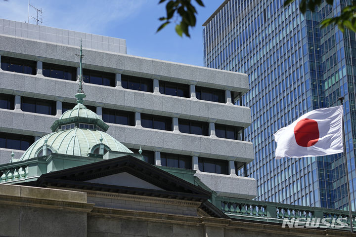 일본은행 부총재, 국채금리 상한 수정은 “완화 계속하기 위한 준비”