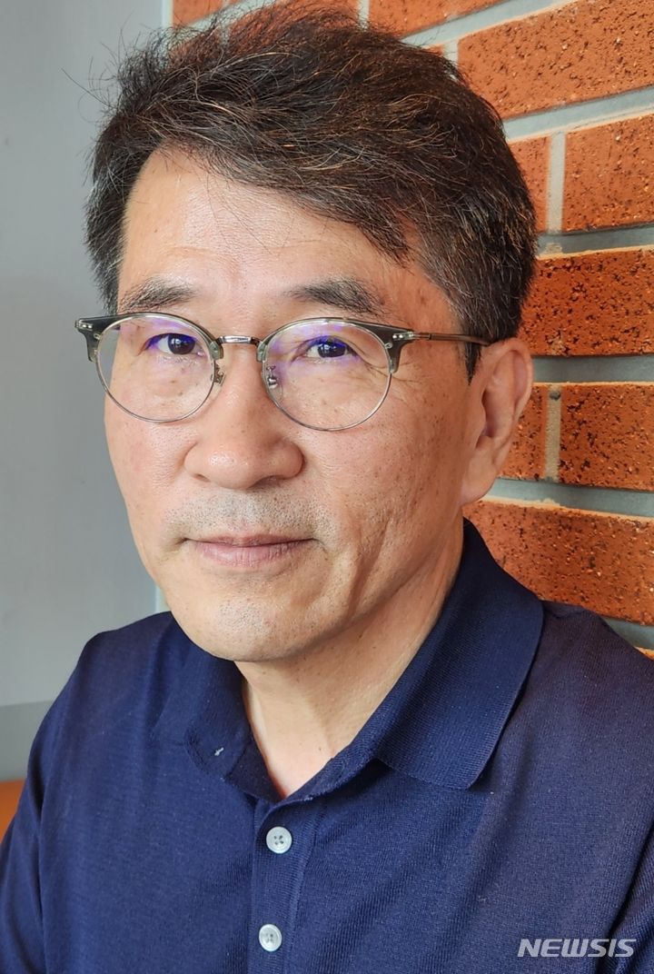 홍용덕 박사