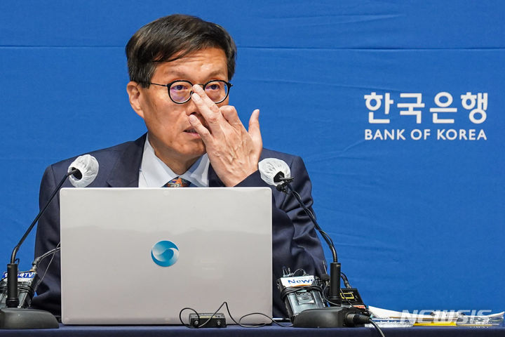 오늘 한국은행 국감…가계부채·물가 책임 공방 예고