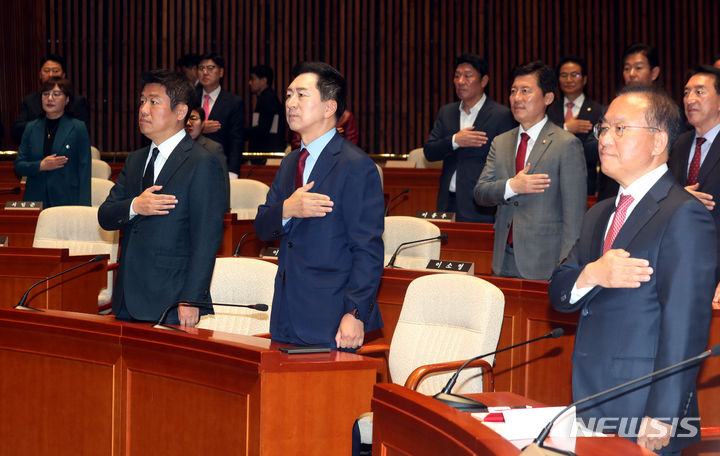 김기현, '인요한 험지 출마' 발언에 "제안 정식으로 해오면 말할 것"