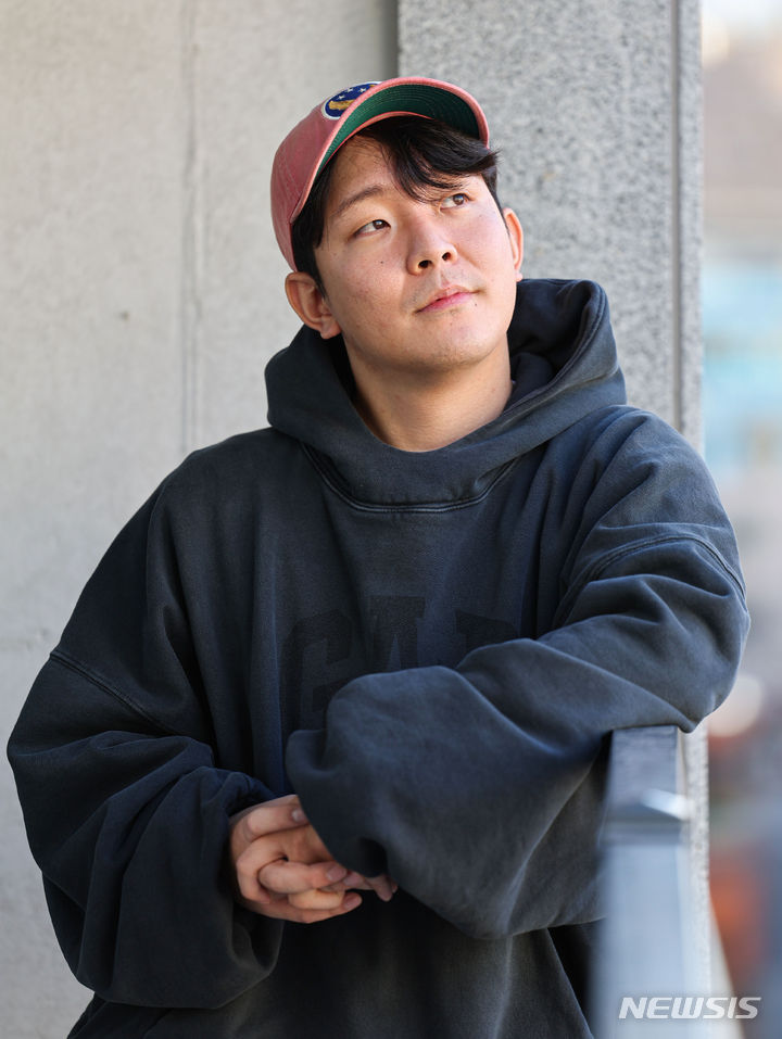 associate_pic