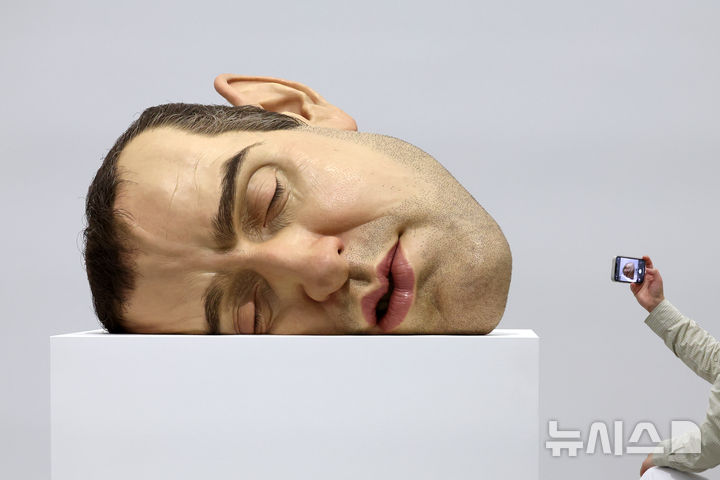 associate_pic