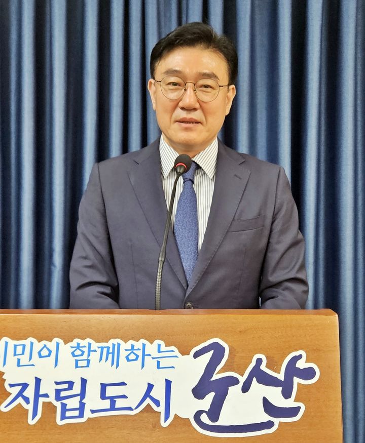 associate_pic4