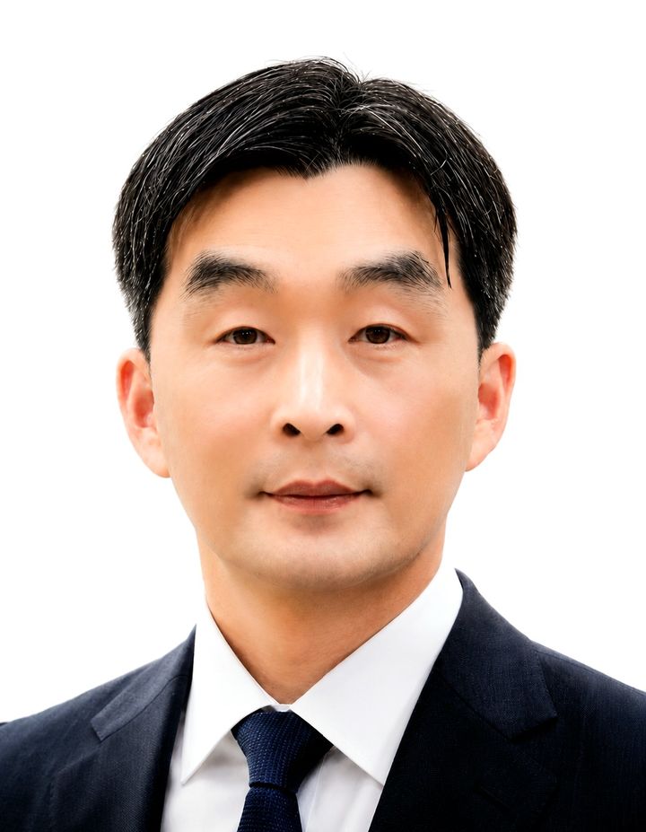 associate_pic4