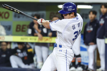 삼성, 한화 7-4 역전승…승부 5차전으로