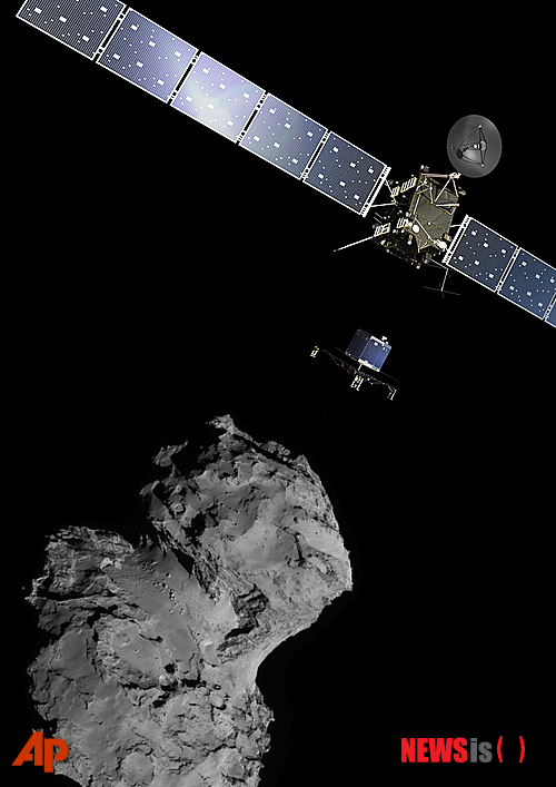 【ESA=AP/뉴시스】12일(현지시간) 유럽우주국(ESA)이 배포한 이미지로 로제타 탐사선에서 분리된 탐사로봇 필래가 울퉁불퉁한 혜성의 67P/추류모프-게라시멘코(이하 67P)의 '아길키아' 지점에 착륙하는 과정을 형상화하고 있다. 
