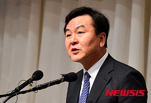 [서울=뉴시스]박동욱 기자 = 신제윤 금융위원장. 2015.03.13. fufus@newsis.com