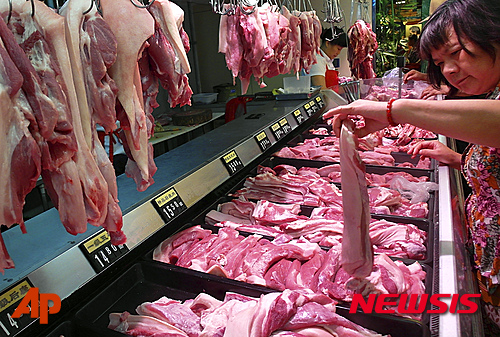 [올댓차이나]중 농업부 "올 하반기 돼지고기 가격 70% 상승"