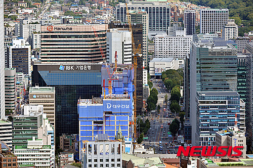 '사익편취' 사각지대 회사, 내부거래 늘었다…90.4%가 수의계약