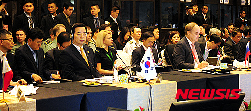 아세안 국방장관회의 필리핀서 개막...북한 도발 우려 '공동선언'도 