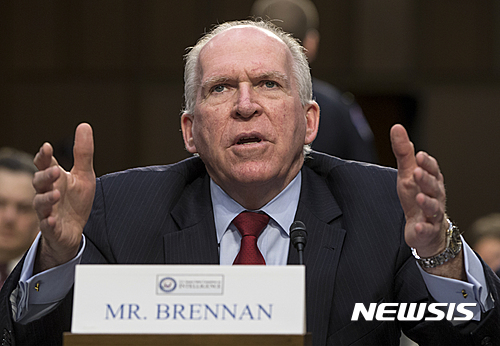 전 CIA 국장 "트럼프, 제 정신 아냐…직무수행 부적합"