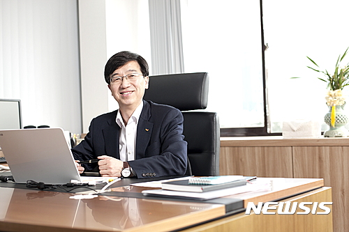 [CEO연봉]박성욱 SK하이닉스 부회장, 상반기 보수 29억3000만원