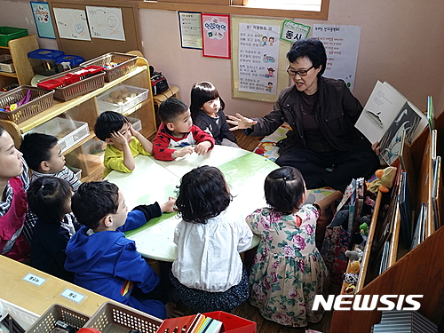 관악구, 머리맡 동화책 등 노인일자리 1674개 제공