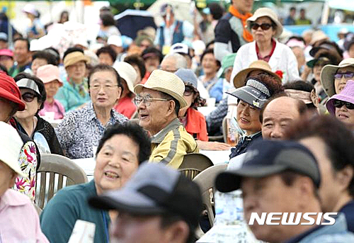 용산구, '어르신의 날' 행사 13일 개최