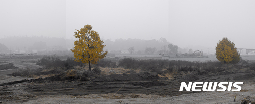 【서울=뉴시스】Honggoo Kang, Mist & frost 30, Digital print, 90x220cm, 2012. (사진=강홍구 작가 제공. 위 사진은 이 기사 외 사용을 불허합니다.) photo@newsis.com