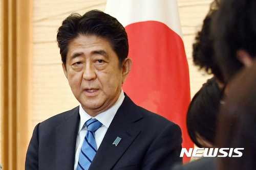 아베, 총선 핵심이슈로 '북 위기론' 연일 역설···"일본 평화 지키자"  