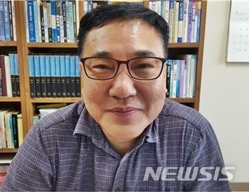 “北 김정은 위원장 , 신장 안 좋은 듯”…조동욱 교수 음성 분석 결과 발표