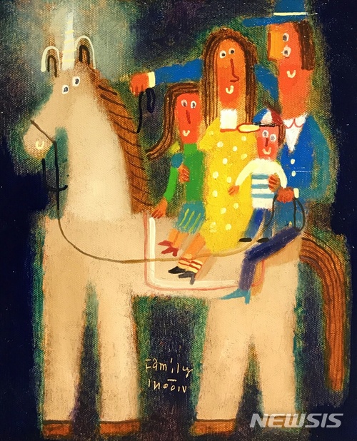 【서울=뉴시스】문형태. Family, Oil on canvas, 27.3x22.0cm, 2017