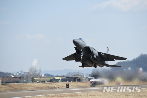 【서울=뉴시스】 공군 F-15K 전투기, (뉴시스DB)