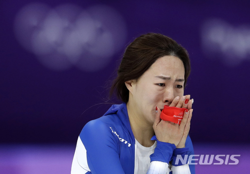 아, 이상화···고다이라에게 졌다 500m 은메달