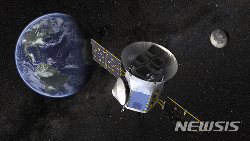 나사, 탐사위성 TESS 발사…생명체 존재 가능 행성 탐사