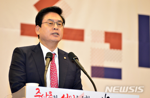 정우택 "김무성 총선 불출마 선언, '당권 도전' 시각도"