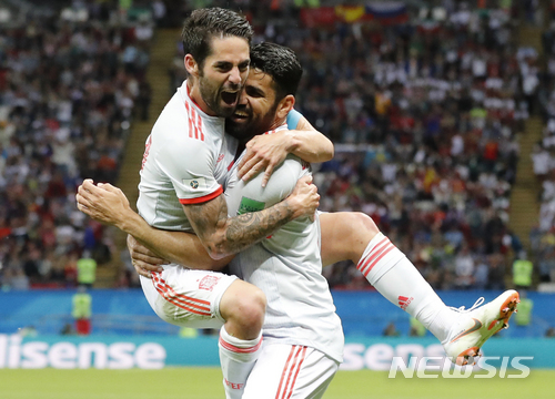 '코스타 결승골' 스페인, 이란의 질식수비 뚫고 1:0 진땀승