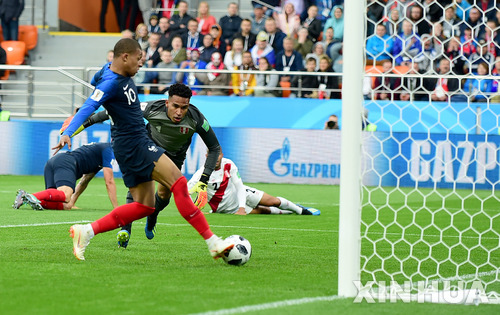 프랑스 19세 음바페 결승골, 1:0으로 페루 꺾고 16강 확정