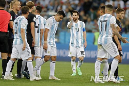굴욕의 메시, 대표팀 은퇴 가능성↑…아르헨티나 총체적 난국