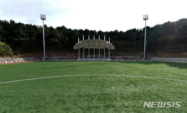 김포시-지역 축구협회, 축구종합센터 유치 '마찰' 