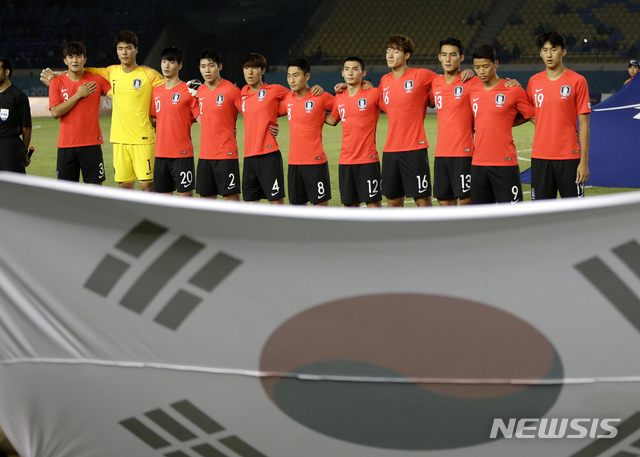 2연패 도전 한국축구, 결승 한일전 '붉은 유니폼'