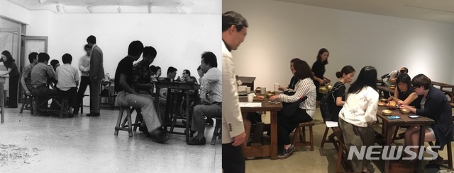 【서울=뉴시스】 이강소 작가가 1973년 명동화랑에서 열었던 '소멸(선술집-왼쪽)'이 서울 사간동 갤러리현대 전시장에 그대로 재현됐다. 당시 사용된 나무 테이블과 의자가 전시장에 들어서 45년전 그 날의 분위기를 소환해내고 있다. 