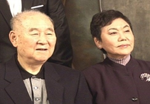 김인태(왼쪽), 백수련
