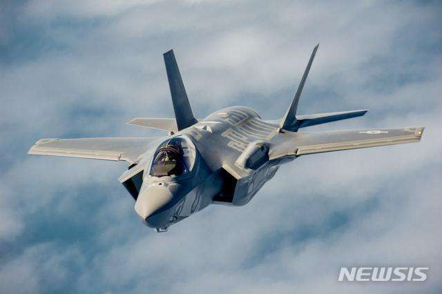 미국 해병대 F-35B 스텔스 전투기